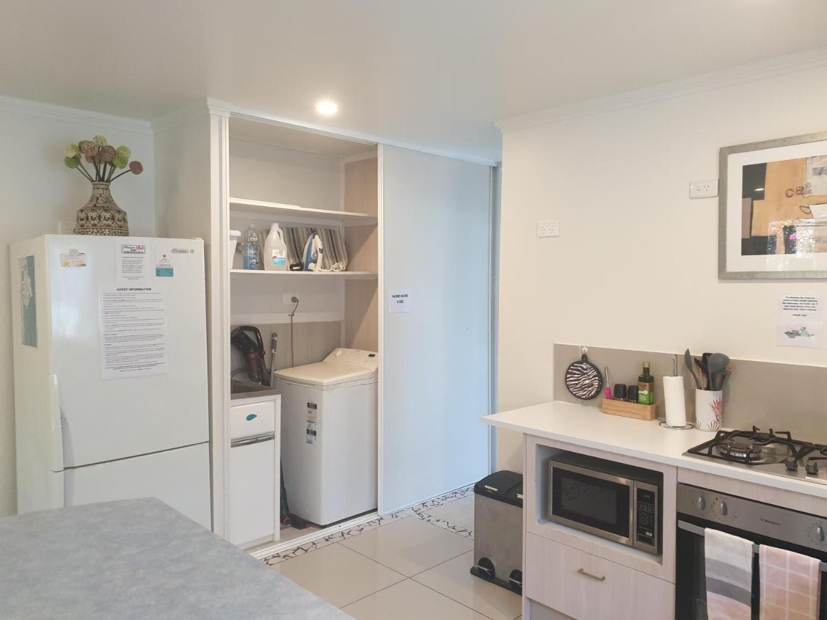 Pet Friendly & Spacious Two Bedroom Guest Unit カラウンドラ エクステリア 写真